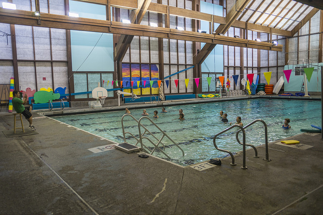 pembroke meadows pool